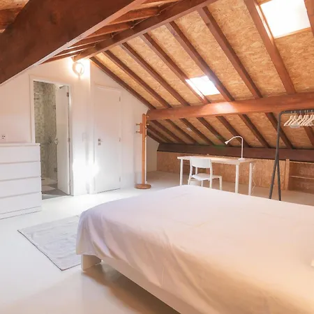 4 Bedroom Duplex By D Luis I Bridge Apartment Vila Nova de Gaia