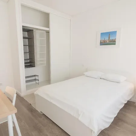 4 Bedroom Duplex By D Luis I Bridge דירה *